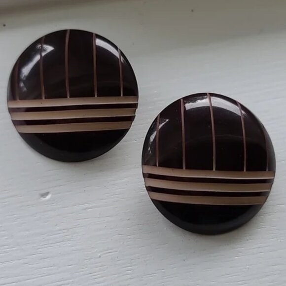 🎉 Oversized etched 80's Earrings 🎉 - Picture 1 of 3